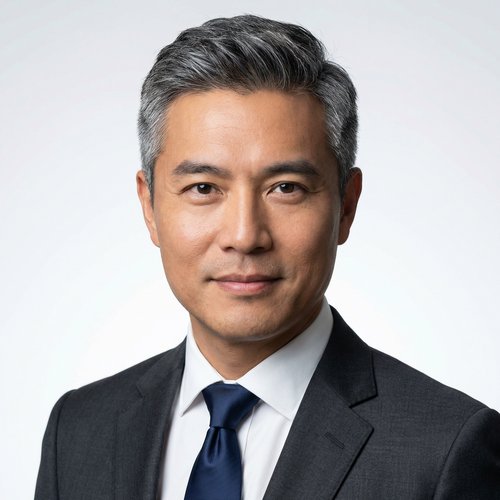 丝袜足交制片总监张伟华